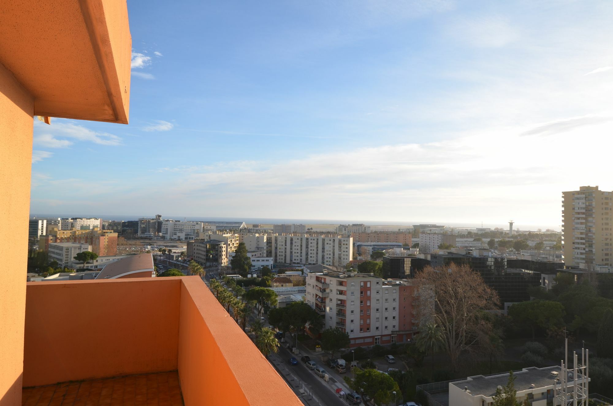Appartement Rooftop 8 personnes grande terrasse avec parking Quartier Aéroport Nice Buitenkant foto