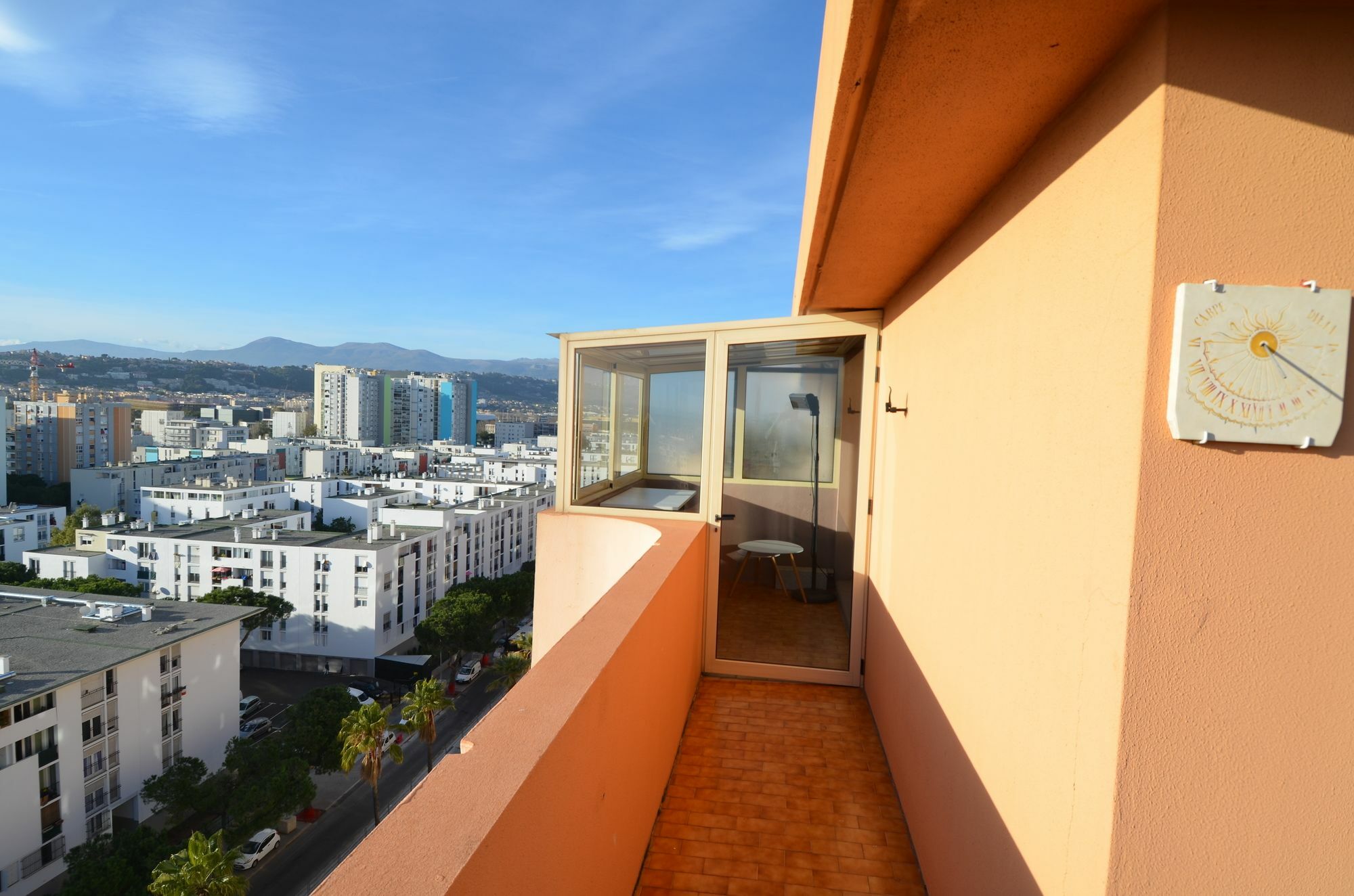 Appartement Rooftop 8 personnes grande terrasse avec parking Quartier Aéroport Nice Buitenkant foto