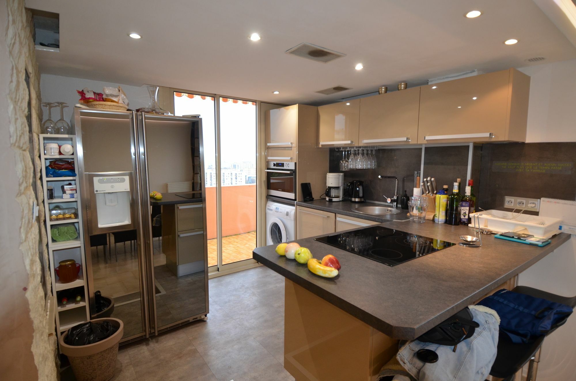 Appartement Rooftop 8 personnes grande terrasse avec parking Quartier Aéroport Nice Buitenkant foto